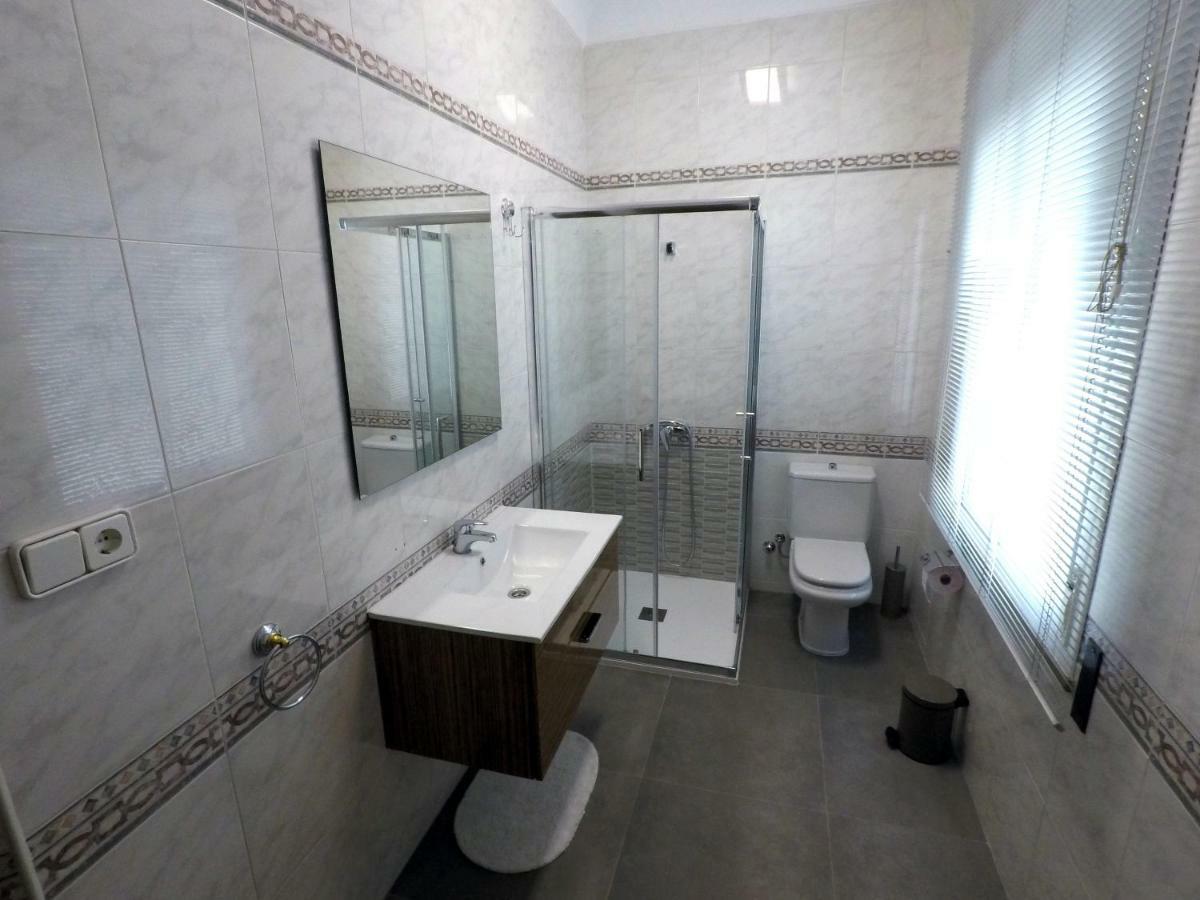 Eduardo Lucena 5, Alcazar Apartment Kordoba Bagian luar foto
