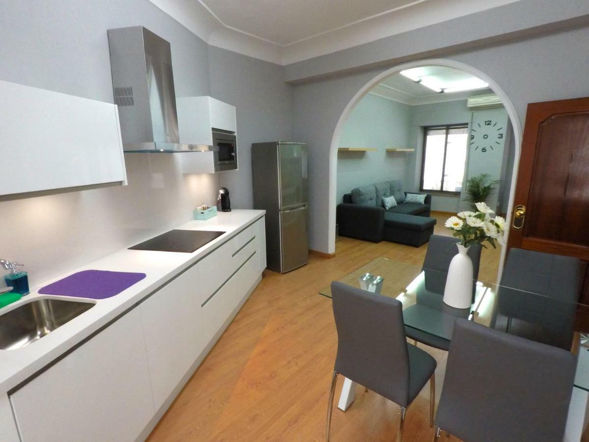 Eduardo Lucena 5, Alcazar Apartment Kordoba Bagian luar foto